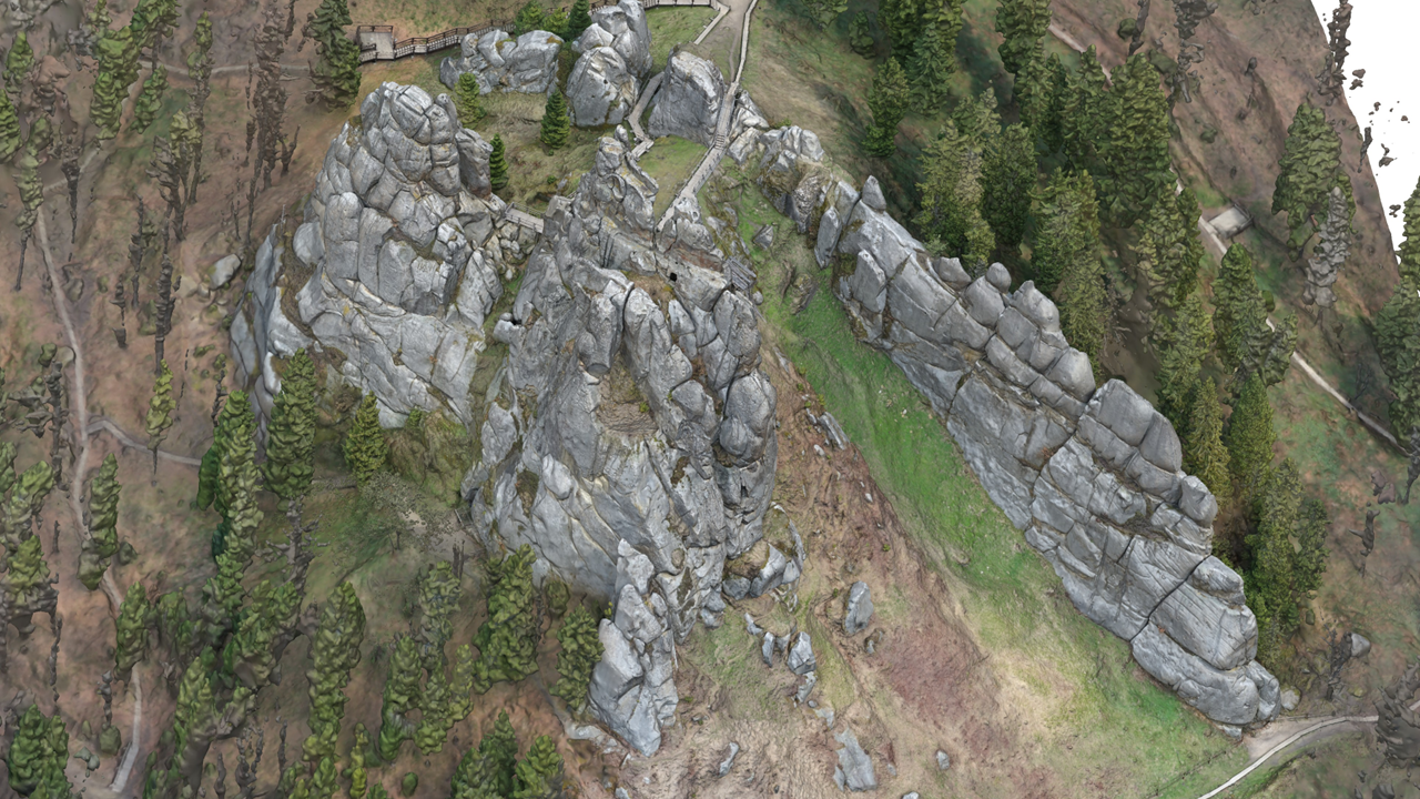 Detailed textured photogrammetry mesh of Urych Rocks